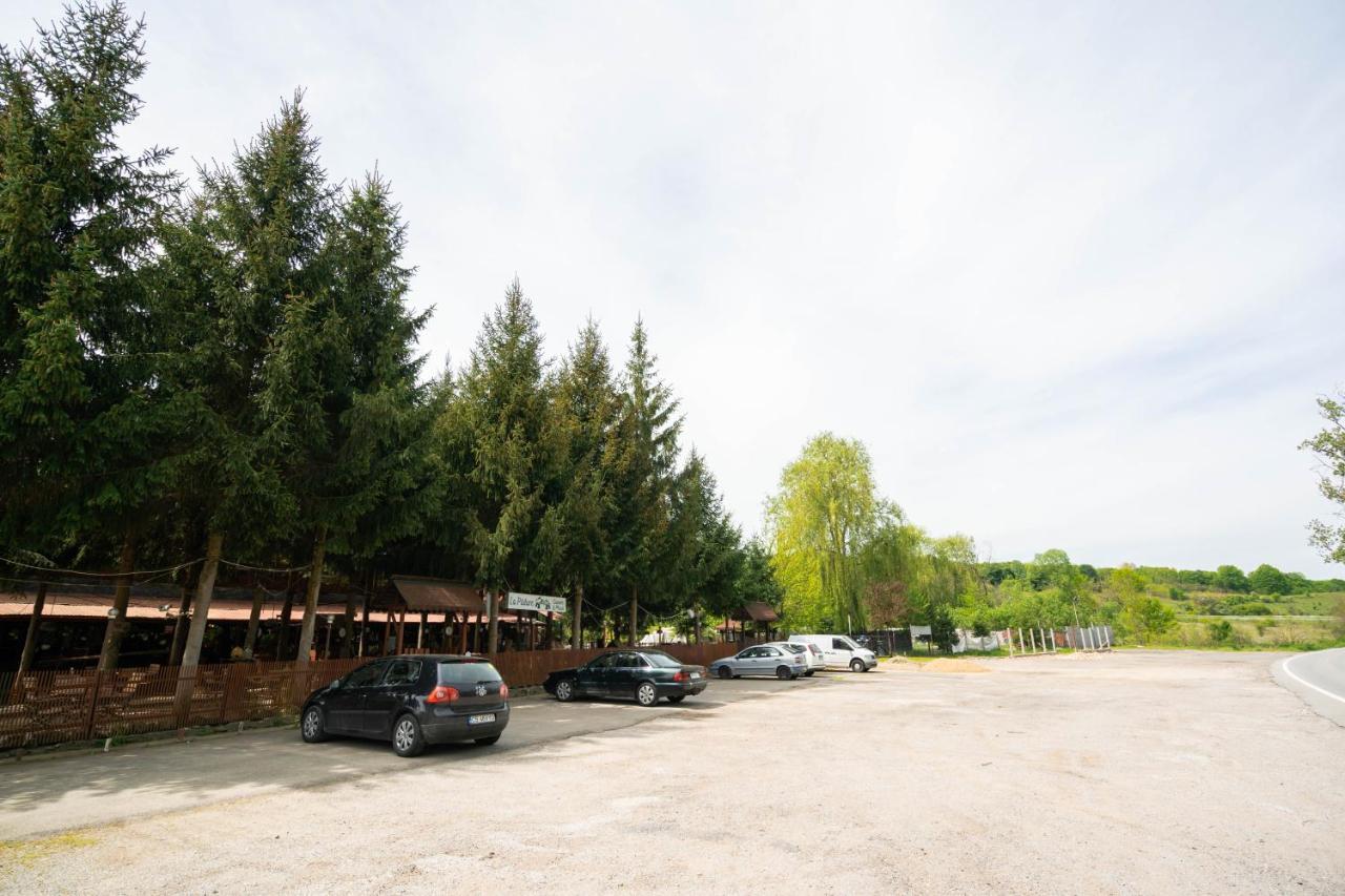 La Padure Hotel Brebu Eksteriør billede