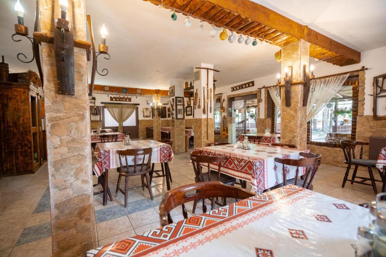 La Padure Hotel Brebu Eksteriør billede
